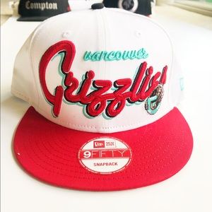 Vancouver Grizzlies SnapBack